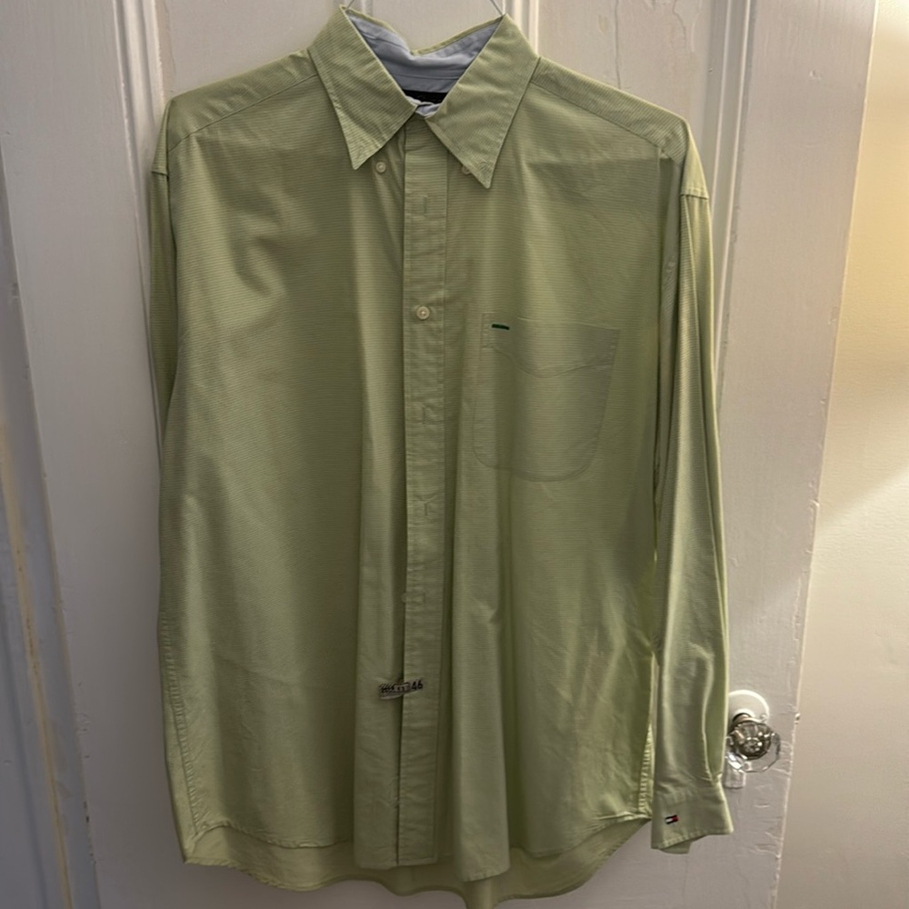Men’s Tommy Hilfiger Green Button Down Shirt. L